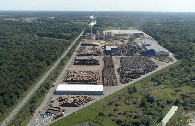 Le fabricant de panneaux et dalles de bois Swiss Krono investit 100 millions d’euros dans son usine loirétaine